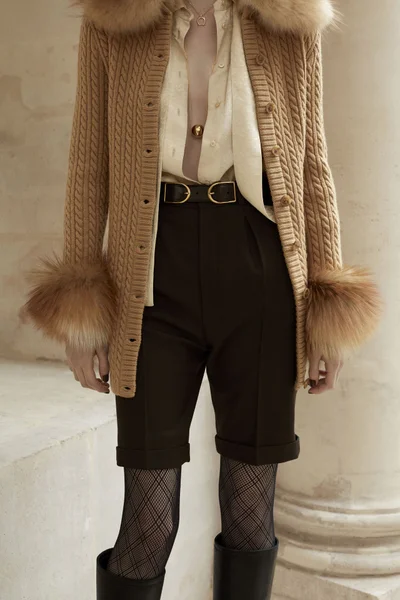 Look 12